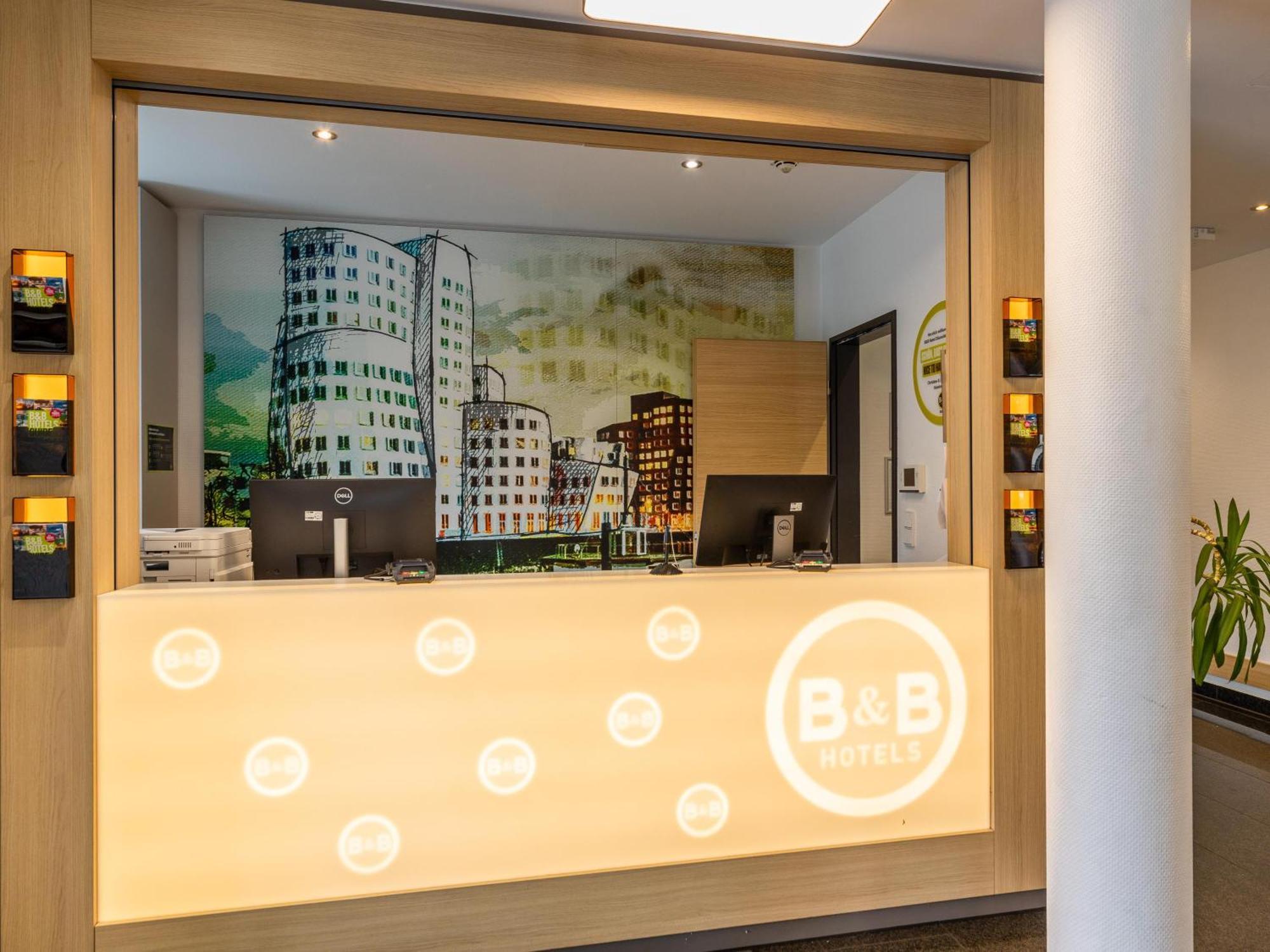B&B Hotel Duesseldorf City-Sued Εξωτερικό φωτογραφία