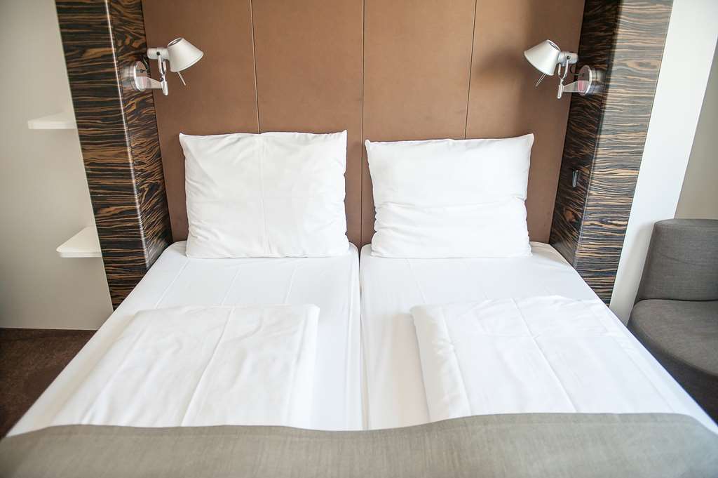 B&B Hotel Duesseldorf City-Sued Εξωτερικό φωτογραφία